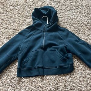 Lululemon cropped half zip scuba